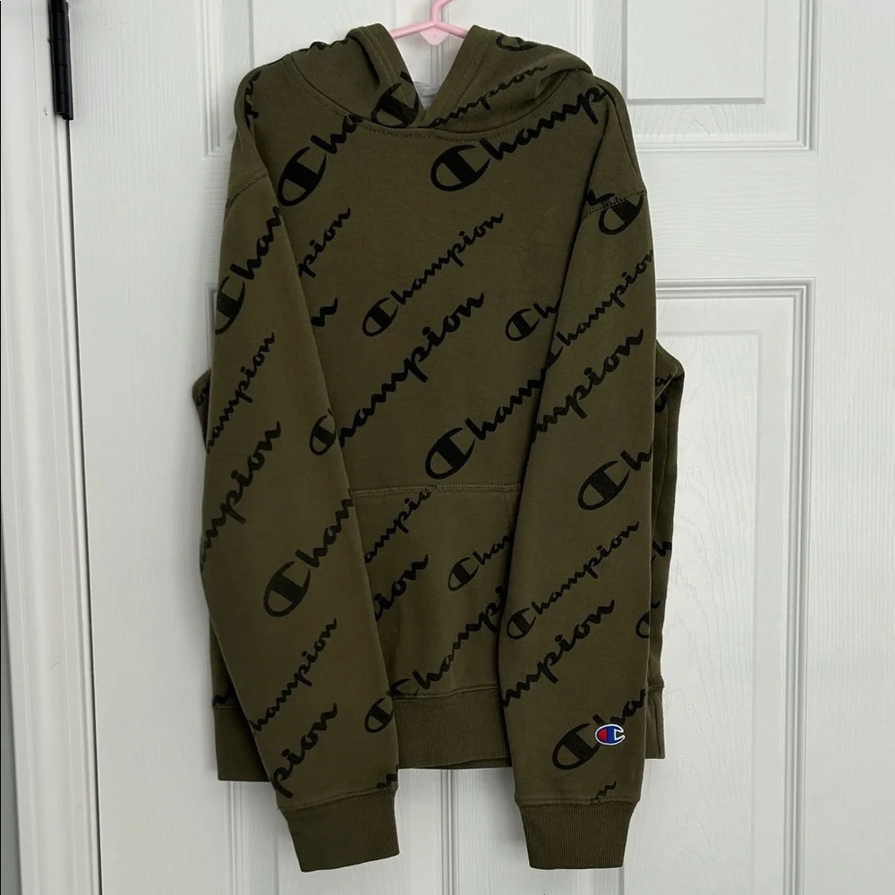 Champion Olive kids Hoodie size M